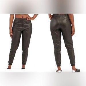 Spanx Faux Leather Jogger Pants Size: Medium